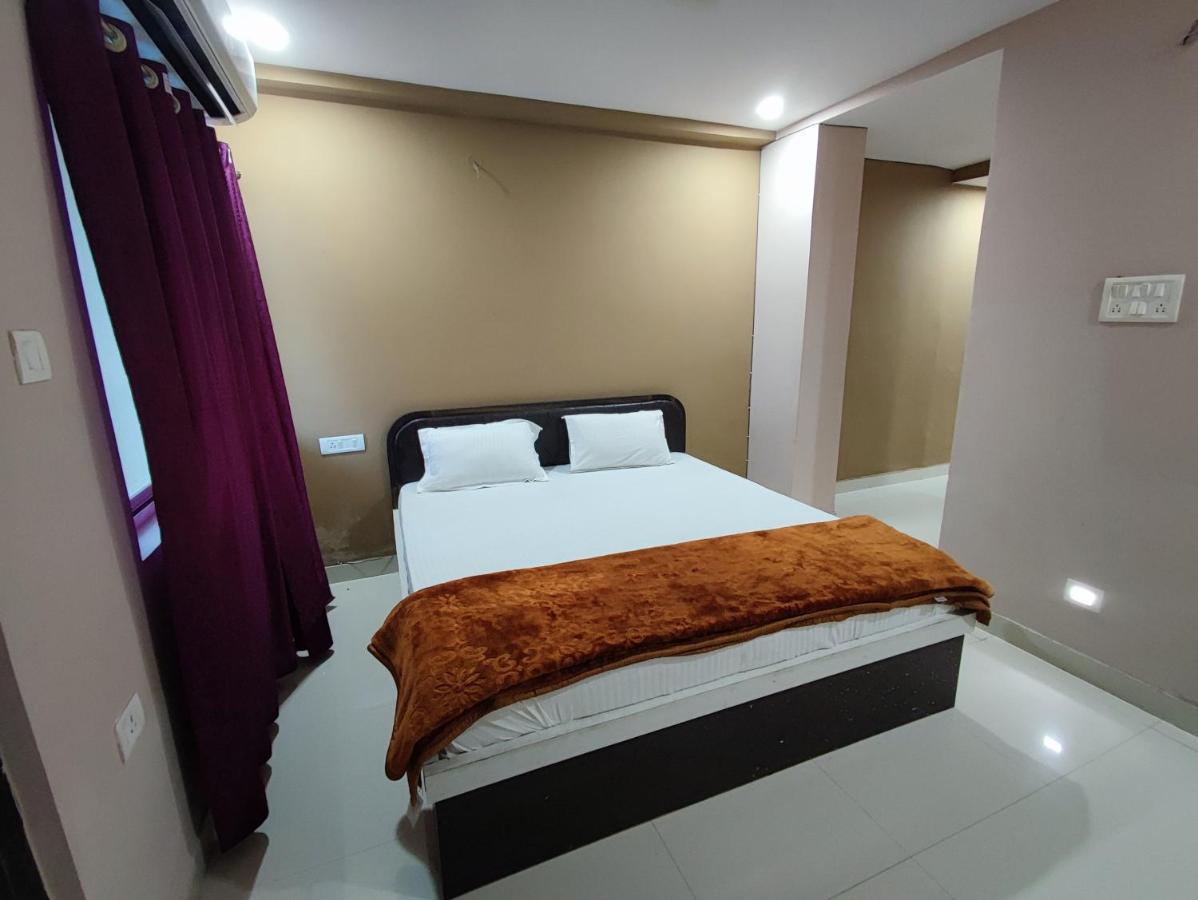 Hotel Kanha Shyam Madhubani Esterno foto