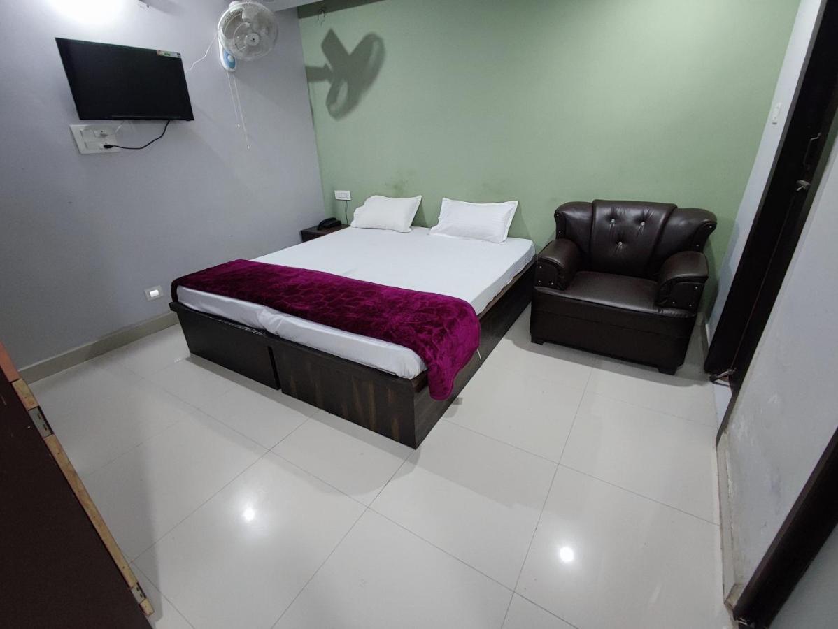 Hotel Kanha Shyam Madhubani Esterno foto