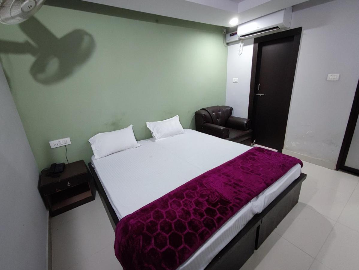 Hotel Kanha Shyam Madhubani Esterno foto