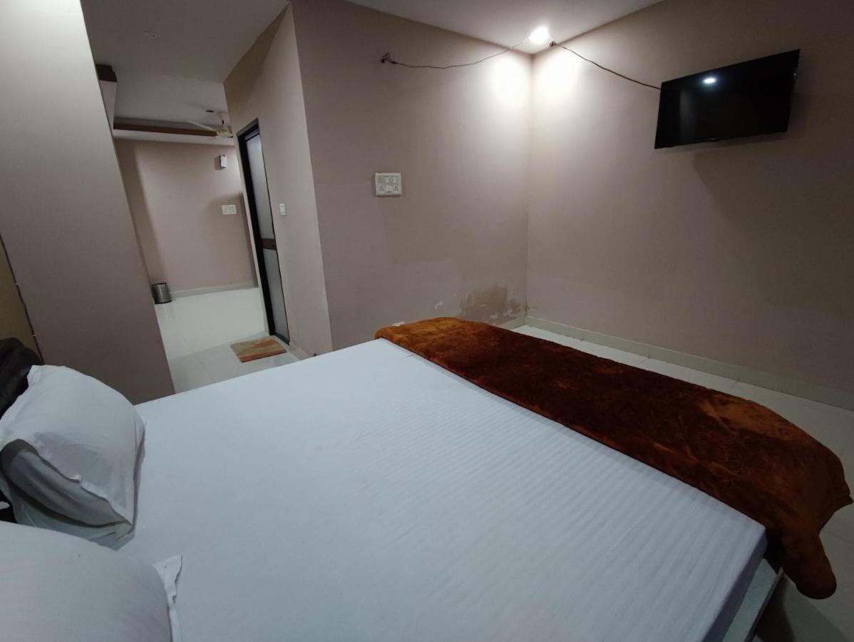 Hotel Kanha Shyam Madhubani Esterno foto