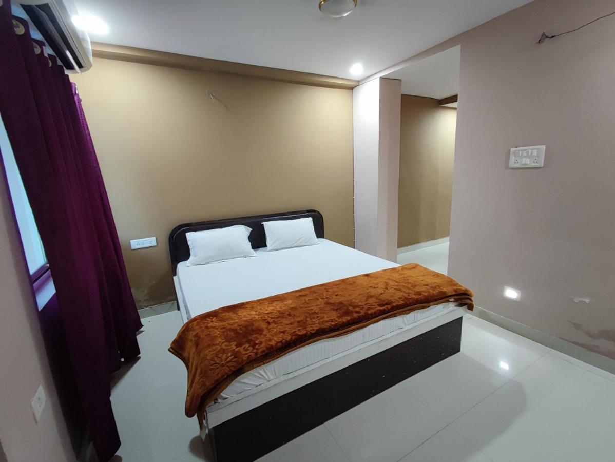 Hotel Kanha Shyam Madhubani Esterno foto