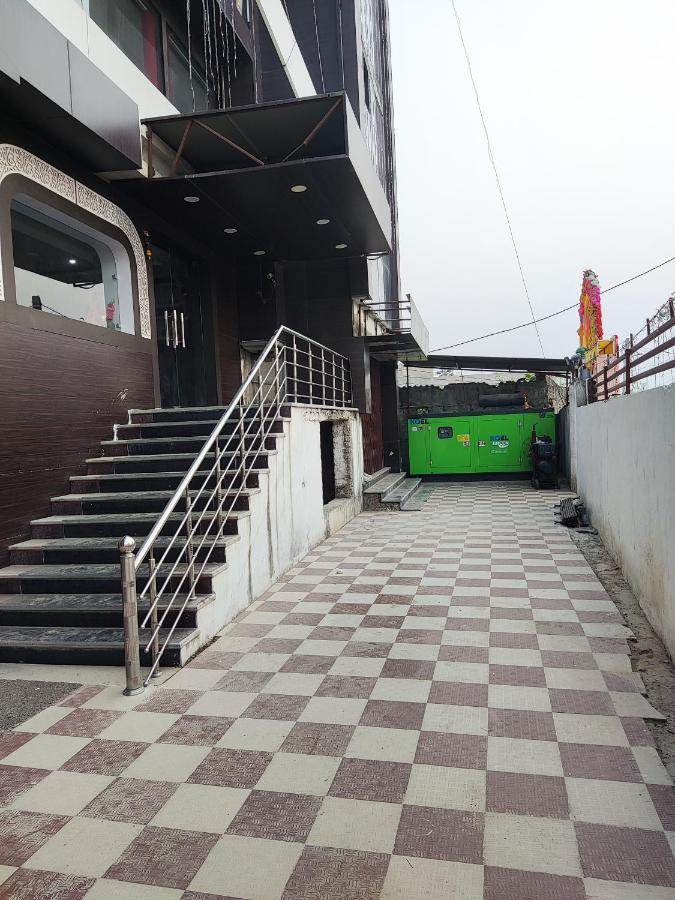Hotel Kanha Shyam Madhubani Esterno foto